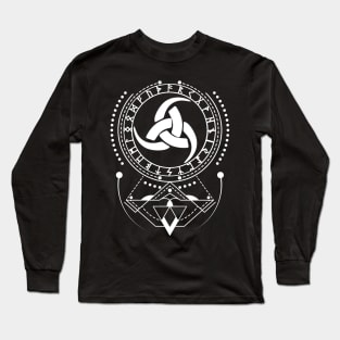 Triple Horn of Odin | Norse Pagan Symbol Long Sleeve T-Shirt